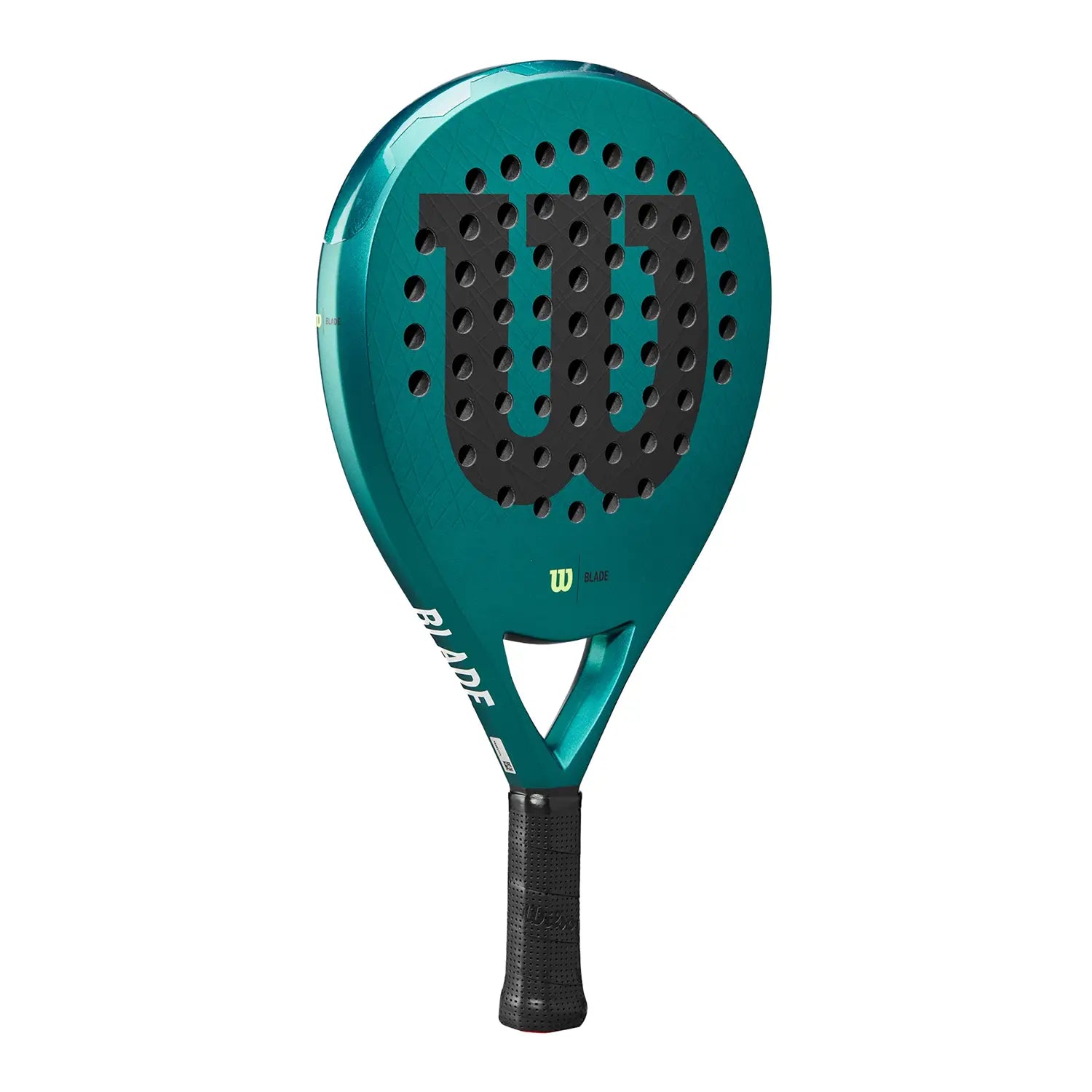 Wilson Blade Pro V2 racket 2023 - More power - Zona de Padel Wilson Blade Pro V2 racket 2023 - More power - Zona de Padel